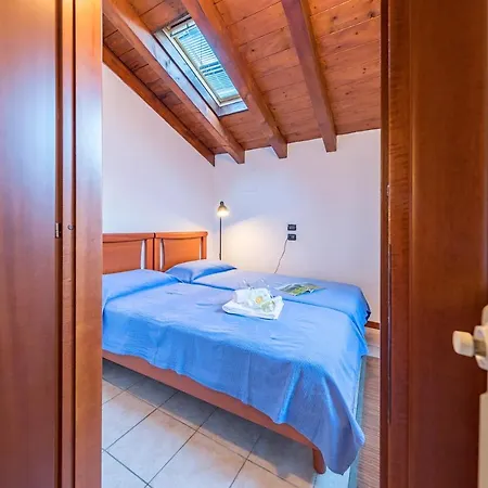 Casa Della Famiglia *
